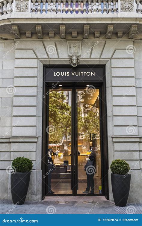 louis vuitton spagna|Louis Vuitton barcelona 80.